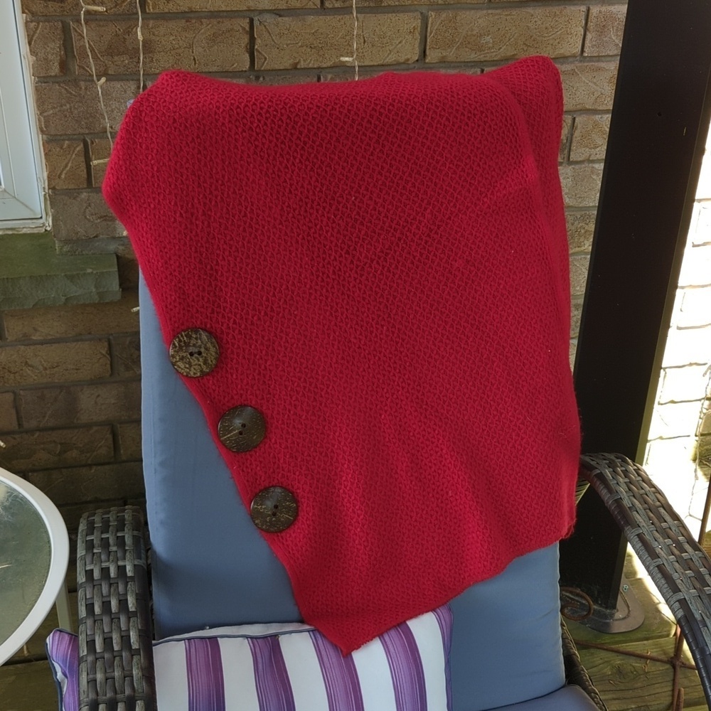 Red Multipurpose Scarf - Picture 4 of 12